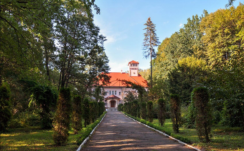 Storozhynets Arboretum, Ukraine